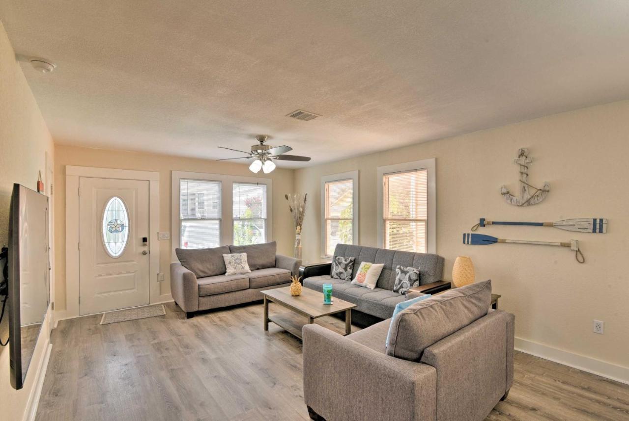Bright Galveston Bungalow Half Mi To Pleasure Pier المظهر الخارجي الصورة